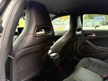 Mercedes-Benz A Class 1.5 A180d AMG Line (Premium) Euro 6 (s/s) 5dr 20