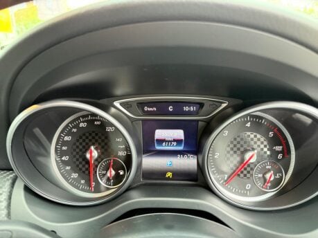 Mercedes-Benz A Class 1.5 A180d AMG Line (Premium) Euro 6 (s/s) 5dr 28