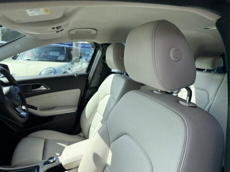 Mercedes-Benz A Class 1.5 A180d Sport (Executive) 7G-DCT Euro 6 (s/s) 5dr 41