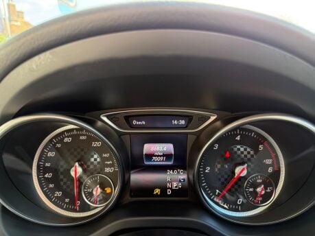 Mercedes-Benz A Class 1.5 A180d Sport (Executive) 7G-DCT Euro 6 (s/s) 5dr 32