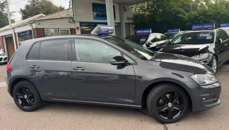 Volkswagen Golf 1.6 TDI BlueMotion Tech Match Edition DSG Euro 6 (s/s) 5dr 8