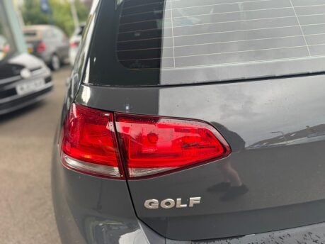 Volkswagen Golf 1.6 TDI BlueMotion Tech Match Edition DSG Euro 6 (s/s) 5dr 12