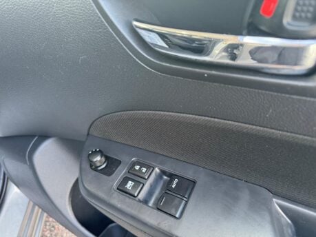 Suzuki Swift 1.2 SZ2 Euro 5 5dr 19