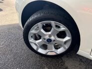 Ford Ka 1.2 Zetec Euro 5 (s/s) 3dr 17