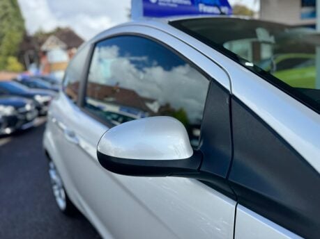Ford Ka 1.2 Zetec Euro 5 (s/s) 3dr 13