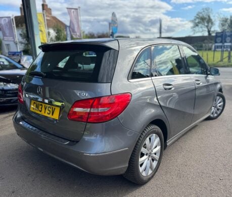 Mercedes-Benz B Class 1.8 B180 CDI BlueEfficiency SE 7G-DCT Euro 5 (s/s) 5dr 4