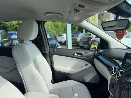 Mercedes-Benz B Class 1.8 B180 CDI BlueEfficiency SE 7G-DCT Euro 5 (s/s) 5dr 7