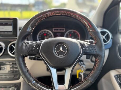 Mercedes-Benz B Class 1.8 B180 CDI BlueEfficiency SE 7G-DCT Euro 5 (s/s) 5dr 9