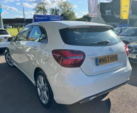 Mercedes-Benz A Class 1.5 A180d Sport (Premium) Euro 6 (s/s) 5dr 5