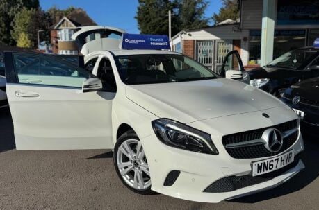 Mercedes-Benz A Class 1.5 A180d Sport (Premium) Euro 6 (s/s) 5dr 34