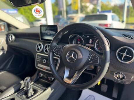 Mercedes-Benz A Class 1.5 A180d Sport (Premium) Euro 6 (s/s) 5dr 26