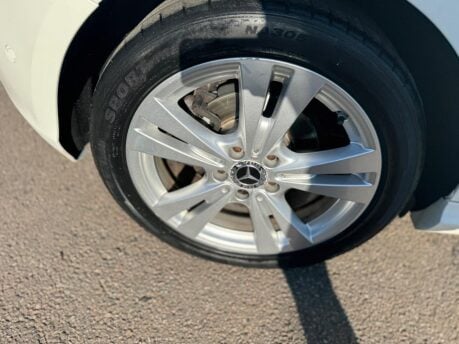 Mercedes-Benz A Class 1.5 A180d Sport (Premium) Euro 6 (s/s) 5dr 14