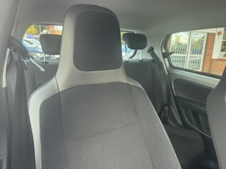 Volkswagen Up 1.0 High up! ASG Euro 5 5dr 25