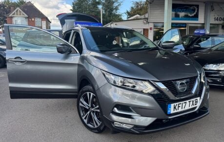 Nissan Qashqai 1.5 dCi N-Connecta Euro 6 (s/s) 5dr 35