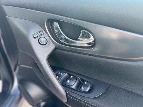 Nissan Qashqai 1.5 dCi N-Connecta Euro 6 (s/s) 5dr 20