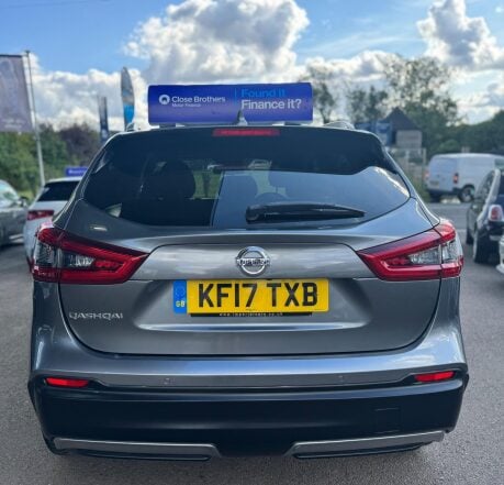 Nissan Qashqai 1.5 dCi N-Connecta Euro 6 (s/s) 5dr 6