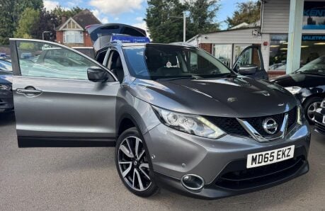 Nissan Qashqai 1.6 dCi Tekna 4WD Euro 6 (s/s) 5dr 35