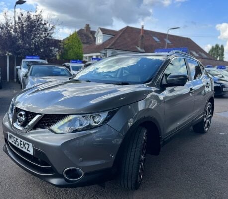 Nissan Qashqai 1.6 dCi Tekna 4WD Euro 6 (s/s) 5dr 3