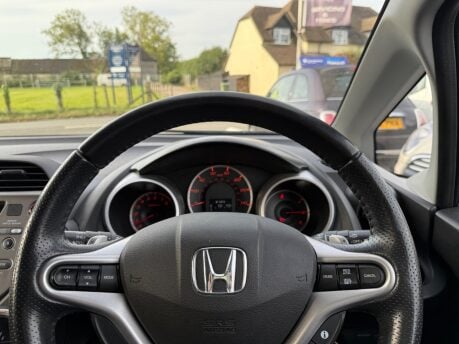 Honda Jazz 1.4 i-VTEC EX i SHIFT Euro 4 5dr 11