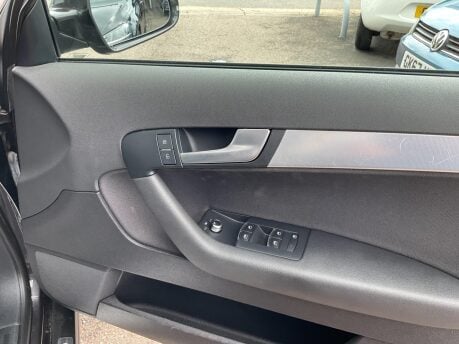 Audi A3 1.6 TDI Sport Sportback Euro 5 (s/s) 5dr 19
