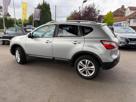 Nissan Qashqai 1.5 dCi n-tec 2WD Euro 4 5dr 2