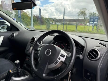 Nissan Qashqai 1.5 dCi n-tec 2WD Euro 4 5dr 12
