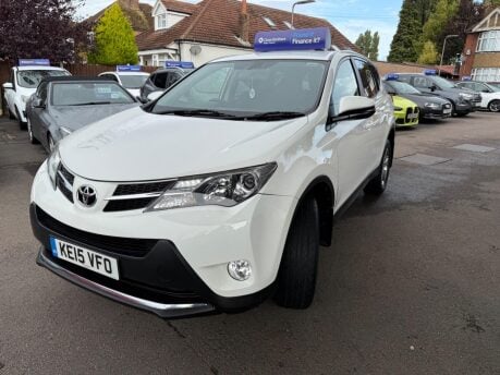 Toyota Rav4 2.0 D-4D Business Edition 2WD Euro 5 (s/s) 5dr 10