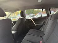 Toyota Rav4 2.0 D-4D Business Edition 2WD Euro 5 (s/s) 5dr 25
