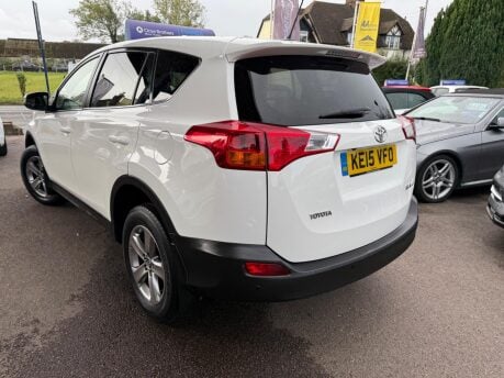 Toyota Rav4 2.0 D-4D Business Edition 2WD Euro 5 (s/s) 5dr 13