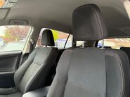 Toyota Rav4 2.0 D-4D Business Edition 2WD Euro 5 (s/s) 5dr 40