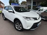 Toyota Rav4 2.0 D-4D Business Edition 2WD Euro 5 (s/s) 5dr 8