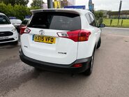 Toyota Rav4 2.0 D-4D Business Edition 2WD Euro 5 (s/s) 5dr 16