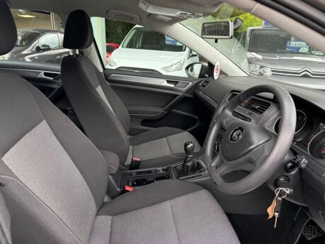 Volkswagen Golf 1.2 TSI BlueMotion Tech S Euro 6 (s/s) 5dr 6