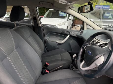 Ford Fiesta 1.25 Zetec 5dr 18