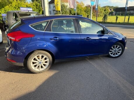 Ford Focus 1.5 TDCi Titanium Euro 6 (s/s) 5dr 7