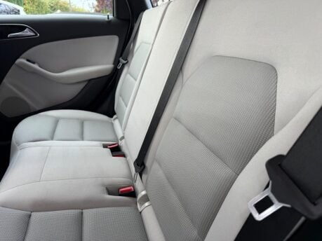 Mercedes-Benz B Class 1.8 B180 CDI BlueEfficiency SE 7G-DCT Euro 5 (s/s) 5dr 24