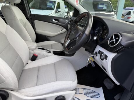 Mercedes-Benz B Class 1.8 B180 CDI BlueEfficiency SE 7G-DCT Euro 5 (s/s) 5dr 17