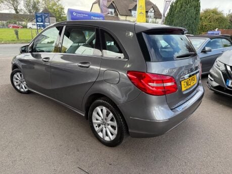 Mercedes-Benz B Class 1.8 B180 CDI BlueEfficiency SE 7G-DCT Euro 5 (s/s) 5dr 9