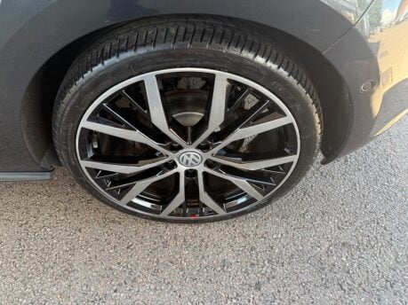 Volkswagen Golf 2.0 TDI BlueMotion Tech GTD DSG Euro 6 (s/s) 5dr 23
