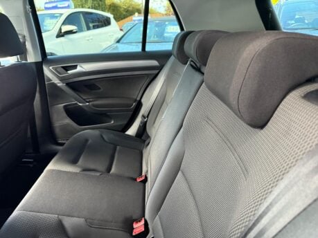 Volkswagen Golf 1.6 TDI BlueMotion Tech Match Edition DSG Euro 6 (s/s) 5dr 39