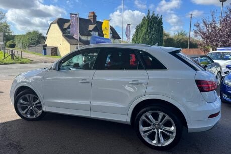 Audi Q3 2.0 TDI S line Plus quattro Euro 5 (s/s) 5dr 4