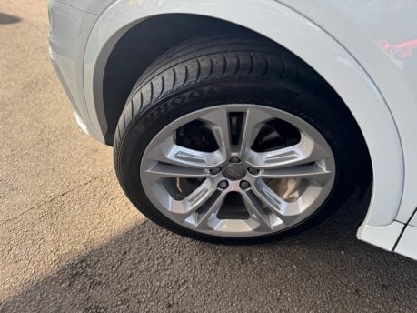 Audi Q3 2.0 TDI S line Plus quattro Euro 5 (s/s) 5dr 17