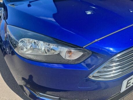 Ford Focus 1.5 TDCi Titanium Euro 6 (s/s) 5dr 11