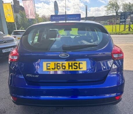 Ford Focus 1.5 TDCi Titanium Euro 6 (s/s) 5dr 6