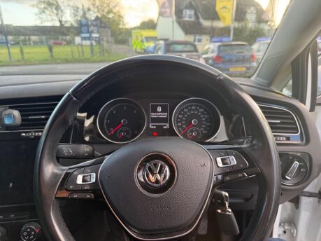 Volkswagen Golf 1.6 TDI BlueMotion Tech GT Euro 6 (s/s) 5dr 12