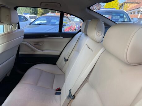 BMW 5 Series 3.0 525d SE Touring Steptronic Euro 5 5dr 35