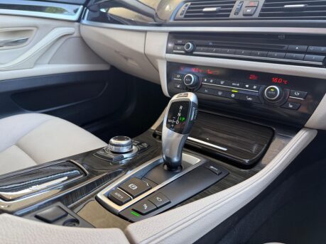 BMW 5 Series 3.0 525d SE Touring Steptronic Euro 5 5dr 25
