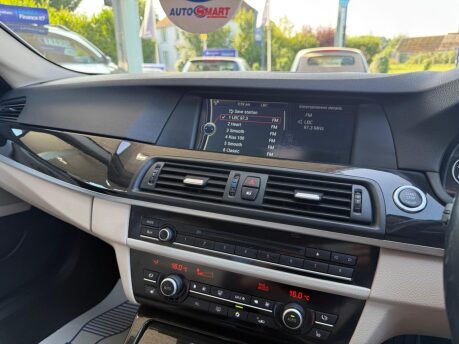 BMW 5 Series 3.0 525d SE Touring Steptronic Euro 5 5dr 24