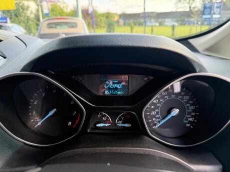 Ford C-Max 1.6 Zetec Euro 5 5dr 22