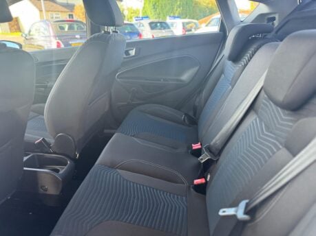 Ford Fiesta 1.25 Zetec Euro 5 5dr 28
